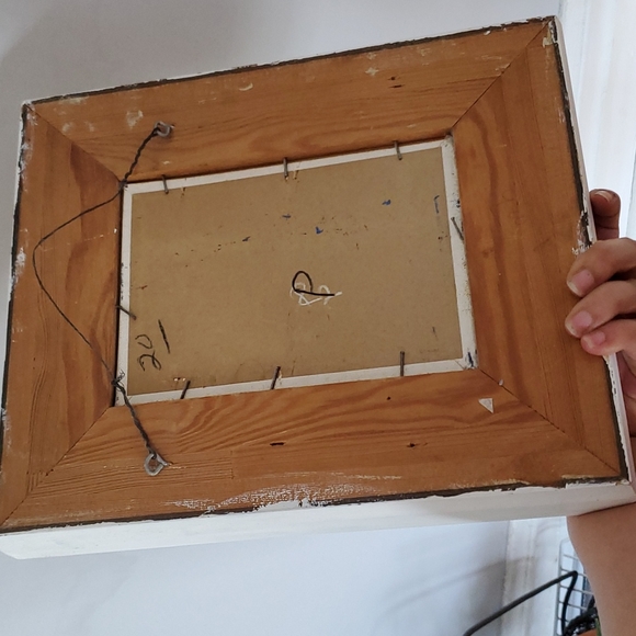 Hand painted flowers with white wooden frame - Picture 4 of 4